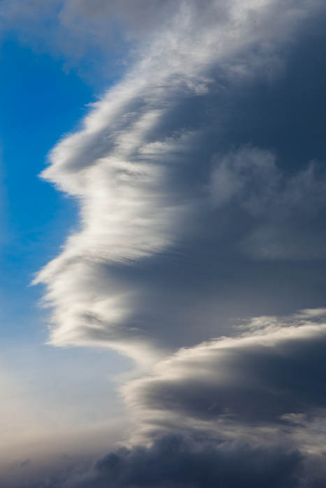 interesting_cloud_-_it_looks_like_the_face_of_a_superhero_28835287125629